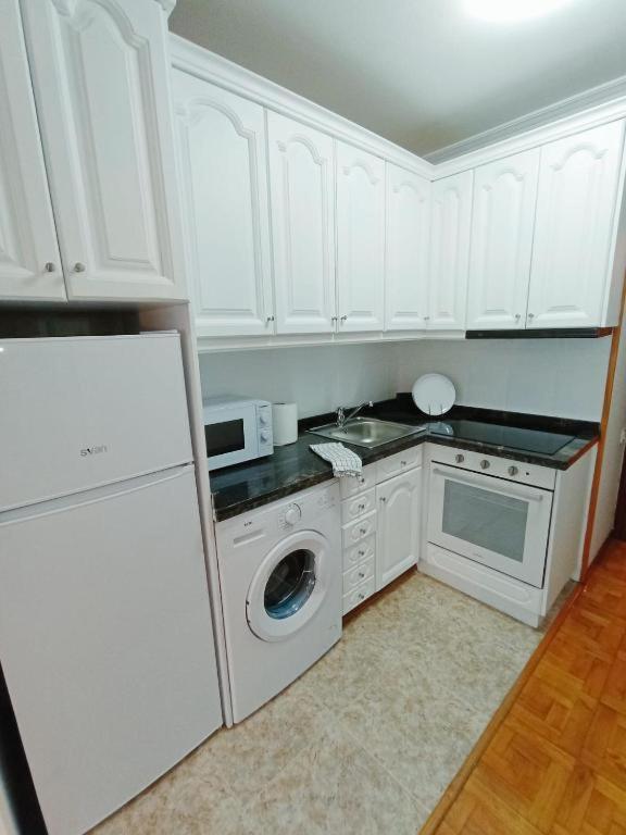 Apartamento Maura 2 Dormitorios Oviedo Kültér fotó