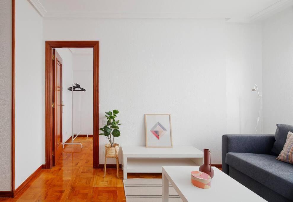Apartamento Maura 2 Dormitorios Oviedo Kültér fotó